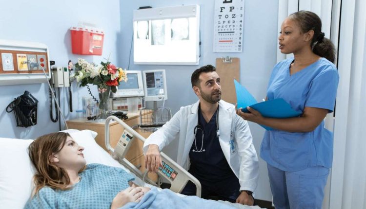 Anesthesiologists in Agra