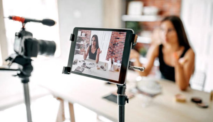 Findom Apps For Young Financial Doms