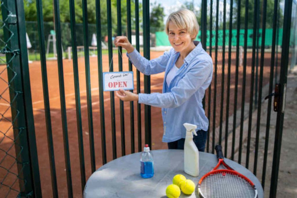 Choose the Best Pickleball Paddle for Women