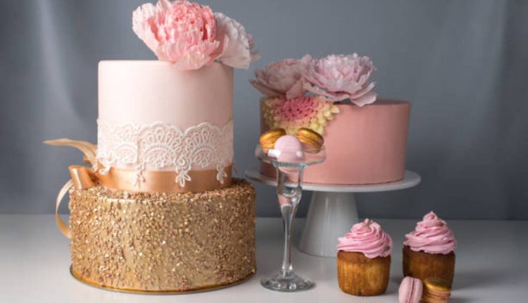Rose Gold Wedding Cakes