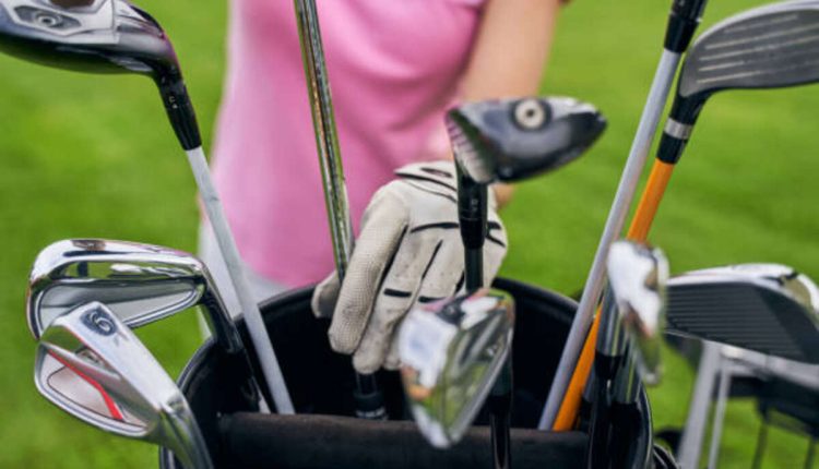 Choosing the Perfect Golf Bag for You