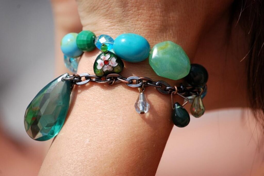 Checking the Symbolism of Jade Anklet bracelets