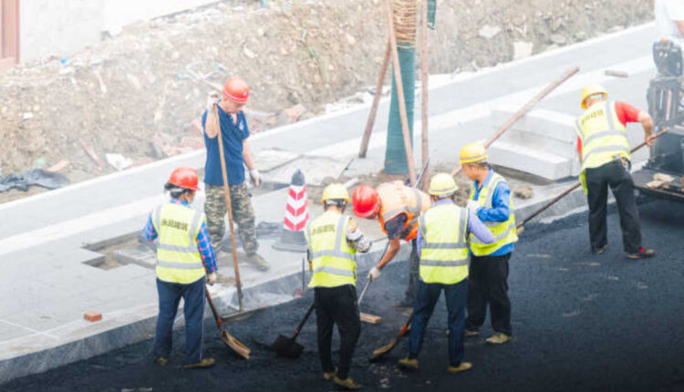 Choosing the Right Asphalt Contractor in Garden Grove